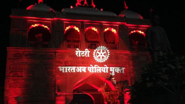  "India is polio free" (written in Hindi) illuminates Jodhpur Sojati Gate in Rajasthan, India. Photo Credit: India PolioPlus Committee