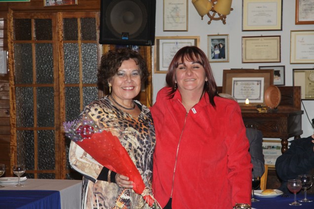 RC Olmué entrega reconocimiento a Sonia Garay