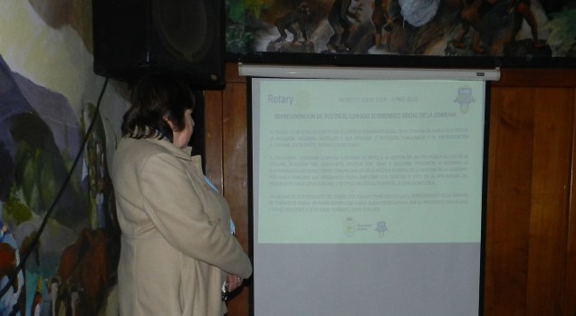 Oriana entrega informe del periodo